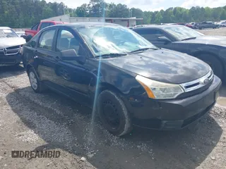 2011 Ford Focus S with VIN 1FAHP3EN5BW200785, listed as a IAAI auction lot 42192236 with 172,799 mi miles and . Bid and sale history available at carsss.com. Image 1.