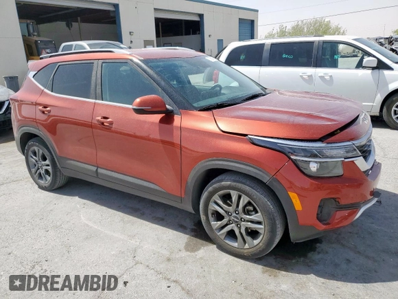 2023 Kia Seltos S with VIN KNDEU2AAXP7373786, listed as a Copart auction lot 57609165 with 6,524 mi miles and Clean title. Bid and sale history available at DreamBid. Image 4.