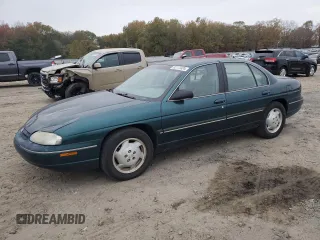 1997 Chevrolet Lumina LS with VIN 2G1WL52M3V9163567, listed as a Copart auction lot 82772324 with 191,852 mi miles and Salvage Title. Bid and sale history available at DreamBid. Image 1.
