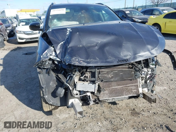 2022 Jeep Compass Latitude with VIN 3C4NJDBB3NT189648, listed as a IAAI auction lot 41334098 with 45,140 mi miles and . Bid and sale history available at DreamBid. Image 6.