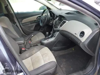 2014 Chevrolet Cruze LS with VIN 1G1PB5SG7E7142059, listed as a IAAI auction lot 41435050 with 106,067 mi miles. Bid and sale history available at carsss.com. Image 5.