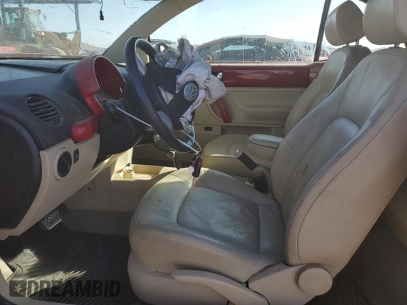 2006 Volkswagen Beetle с VIN 3VWSG31Y66M331548, выставлен на аукционе Copart как лот 78545424 с пробегом 79 092 миль миль и Списание • Salvage title. История ставок и продаж доступна на DreamBid. Изображение 7.