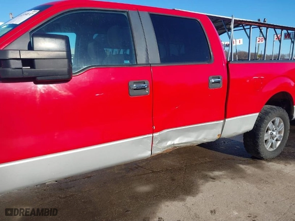 2010 Ford F-150 XL with VIN 1FTFW1EVXAFA40670, listed as a IAAI auction lot 41235037 with 276,256 mi miles. Bid and sale history available at carsss.com. Image 6.