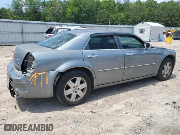 2006 Chrysler 300 Touring z VIN 2C3KK53G36H382476, wystawiony jako Copart lot #56132735 z przebiegiem 164 426 mil mil oraz Szkoda całkowita • Salvage title. Historia ofert i sprzedaży dostępna na DreamBid. Obrazek 3.