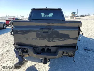2024 Toyota Tacoma 4WD SR5 with VIN 3TMLB5JNXRM068699, listed as a Copart auction lot 42002985 with 1,974 mi miles and Salvage Title. Bid and sale history available at carsss.com. Image 6.