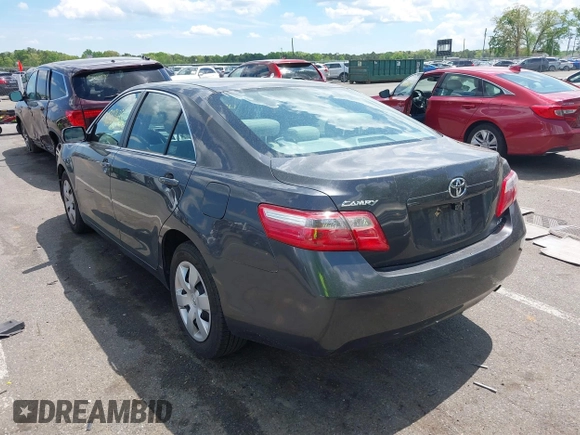 2009 Toyota Camry z VIN 4T1BE46K69U392414, wystawiony jako IAAI lot #42226031 z przebiegiem 87 651 mil mil oraz . Historia ofert i sprzedaży dostępna na DreamBid. Obrazek 3.