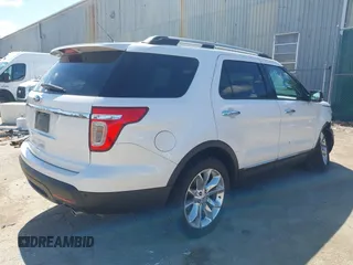 2014 Ford Explorer XLT z VIN 1FM5K7D87EGB90270, wystawiony jako IAAI lot #41991273 z przebiegiem 87 752 mil mil oraz . Historia ofert i sprzedaży dostępna na DreamBid. Obrazek 4.