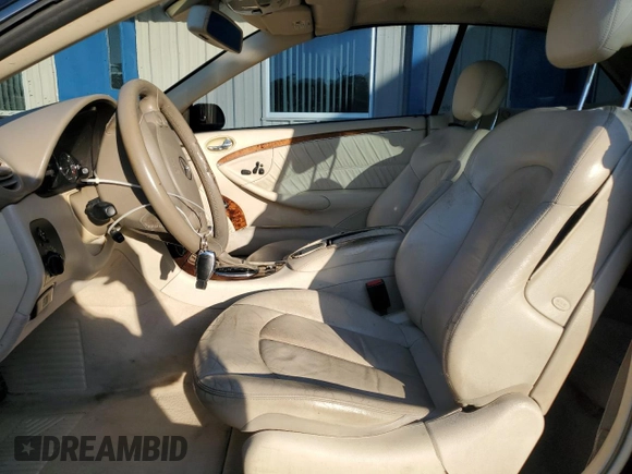 2009 Mercedes-Benz CLK 350 with VIN WDBTK56F19T103518, listed as a Copart auction lot 44406055 with 145,634 mi miles and Salvage title. Bid and sale history available at DreamBid. Image 7.