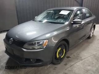 2011 Volkswagen Jetta SE с VIN 3VWBZ7AJ2BM326488, выставлен на аукционе IAAI как лот 41440467 с пробегом 179 888 миль миль и . История ставок и продаж доступна на DreamBid. Изображение 19.