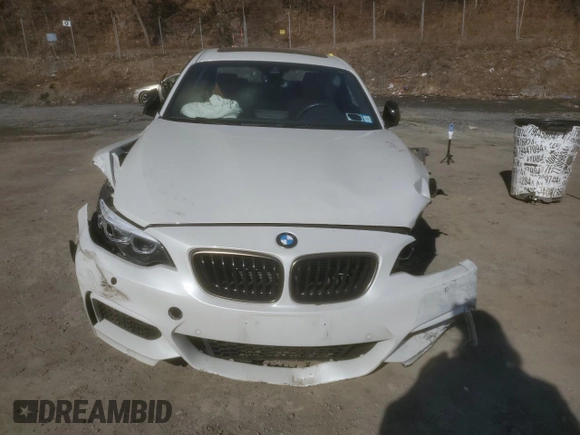 2020 BMW 2 Series M240i xDrive with VIN WBA2J7C02L7E06027, listed as a Copart auction lot 47505195 with 34,965 mi miles and Salvage Title. Bid and sale history available at carsss.com. Image 5.