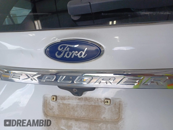 2016 Ford Explorer z VIN 1FM5K8B84GGC37427, wystawiony jako IAAI lot #42677693 z przebiegiem 167 322 mil mil oraz . Historia ofert i sprzedaży dostępna na DreamBid. Obrazek 1.