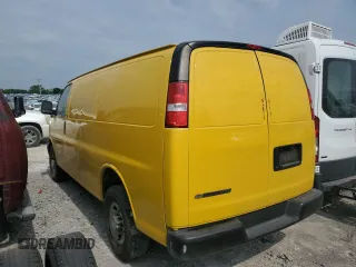2021 Chevrolet Express Cargo z VIN 1GCWGAFP2M1175043, wystawiony jako Copart lot #59509695 z przebiegiem 225 388 mil mil oraz Czysty tytuł • Clean title. Historia ofert i sprzedaży dostępna na DreamBid. Obrazek 2.
