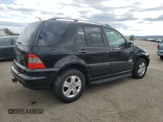 2005 Mercedes-Benz M 350 with VIN 4JGAB57E95A556723, listed as a Copart auction lot 52584115 with 232,283 mi miles and Salvage title. Bid and sale history available at DreamBid. Image 3.