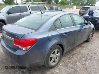 2014 Chevrolet Cruze 1LT с VIN 1G1PC5SB5E7461591, выставлен на аукционе IAAI как лот 42630899 с пробегом 130 467 миль миль и . История ставок и продаж доступна на DreamBid. Изображение 4.