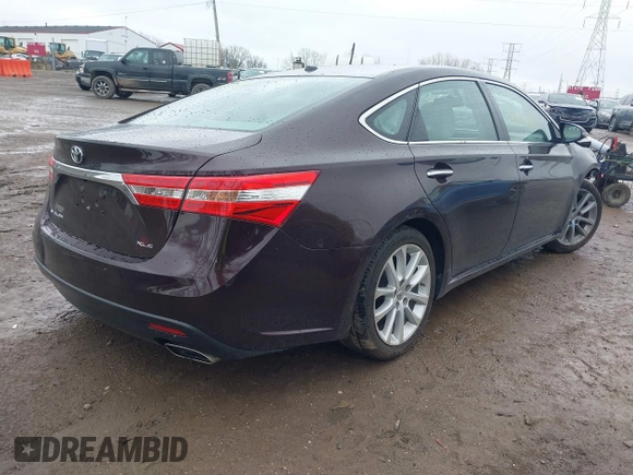 2014 Toyota Avalon Limited z VIN 4T1BK1EB4EU128658, wystawiony jako IAAI lot #41722882 z przebiegiem 53 420 mil mil oraz . Historia ofert i sprzedaży dostępna na DreamBid. Obrazek 4.
