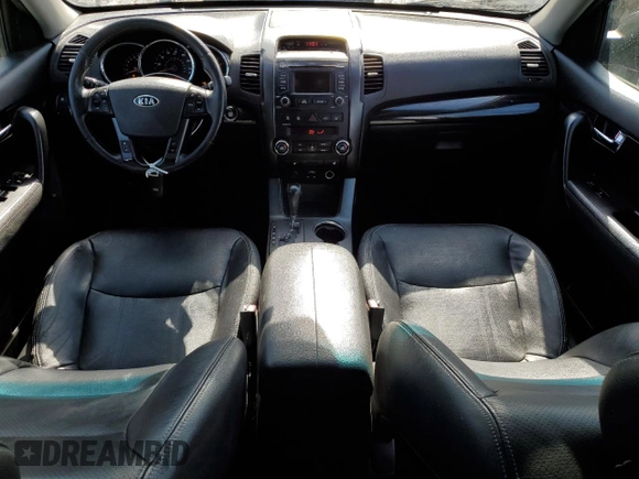 2012 Kia Sorento EX with VIN 5XYKU4A2XCG303662, listed as a Copart auction lot 45933985 with 175,911 mi miles and Non Repairable. Bid and sale history available at carsss.com. Image 8.