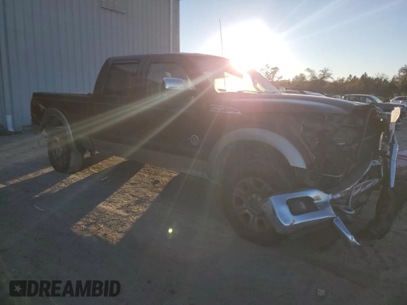 2012 Ford F-250 XL z VIN 1FT7W2BT6CEC53475, wystawiony jako Copart lot #82452394 z przebiegiem 231 161 mil mil oraz Szkoda całkowita • Salvage title. Historia ofert i sprzedaży dostępna na DreamBid. Obrazek 4.
