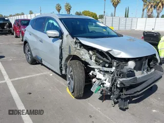 2015 Nissan Murano Platinum with VIN 5N1AZ2MH5FN269057, listed as a IAAI auction lot 41837248 with 72,679 mi miles and . Bid and sale history available at DreamBid. Image 1.