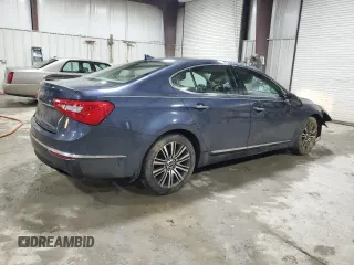 2014 Kia Cadenza Premium with VIN KNALN4D77E5134637, listed as a Copart auction lot 83907434 with 141,104 mi miles and Salvage Title. Bid and sale history available at carsss.com. Image 3.