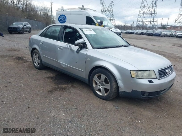 2002 Audi A4 3.0L with VIN WAULT68E12A157442, listed as a IAAI auction lot 41867304 with 124,185 mi miles. Bid and sale history available at carsss.com. Image 1.