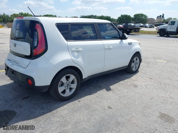 2018 Kia Soul with VIN KNDJN2A24J7892859, listed as a IAAI auction lot 42115097 with 121,427 mi miles. Bid and sale history available at carsss.com. Image 4.