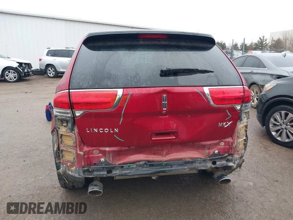 2014 Lincoln MKX with VIN 2LMDJ6JK3EBL09582, listed as a IAAI auction lot 41520611 with 157,022 mi miles. Bid and sale history available at carsss.com. Image 16.