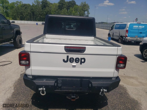 2020 Jeep Gladiator Altitude with VIN 1C6HJTAG3LL195356, listed as a Copart auction lot 53855425 with 86,849 mi miles and Salvage Title. Bid and sale history available at carsss.com. Image 6.