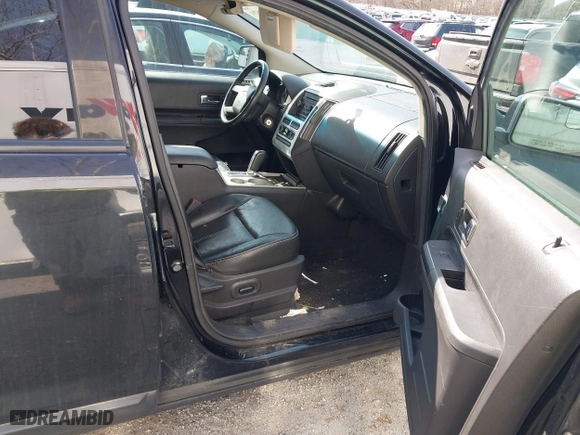 2010 Ford Edge SEL with VIN 2FMDK3JC3ABA59044, listed as a IAAI auction lot 41786791 with 225,919 mi miles. Bid and sale history available at carsss.com. Image 5.