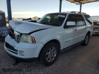 2006 Lincoln Navigator Luxury with VIN 5LMFU28546LJ18448, listed as a Copart auction lot 45917615 with 187,195 mi miles and Salvage Title. Bid and sale history available at carsss.com. Image 1.