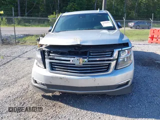 2017 Chevrolet Suburban Premier z VIN 1GNSCJKCXHR208785, wystawiony jako IAAI lot #42166963 z przebiegiem 227 249 mil mil oraz . Historia ofert i sprzedaży dostępna na DreamBid. Obrazek 12.