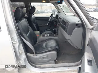 2007 Jeep Commander Sport с VIN 1J8HG48P07C577569, выставлен на аукционе IAAI как лот 41497583 с пробегом 245 446 миль миль и . История ставок и продаж доступна на DreamBid. Изображение 5.
