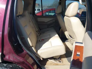 2008 Ford Explorer Eddie Bauer with VIN 1FMEU64EX8UA10750, listed as a IAAI auction lot 41705406 with 230,506 mi miles. Bid and sale history available at carsss.com. Image 8.