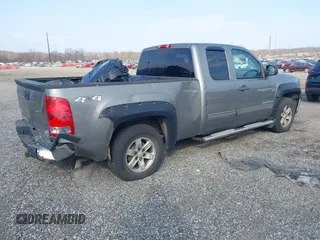 2009 GMC Sierra 1500 SLE with VIN 1GTEK29029Z101869, listed as a IAAI auction lot 41706551 with 151,208 mi miles. Bid and sale history available at carsss.com. Image 4.