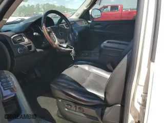 2009 GMC Yukon XL Denali with VIN 1GKFK062X9R296347, listed as a Copart auction lot 73412054 with 166,867 mi miles and Salvage Title. Bid and sale history available at carsss.com. Image 7.