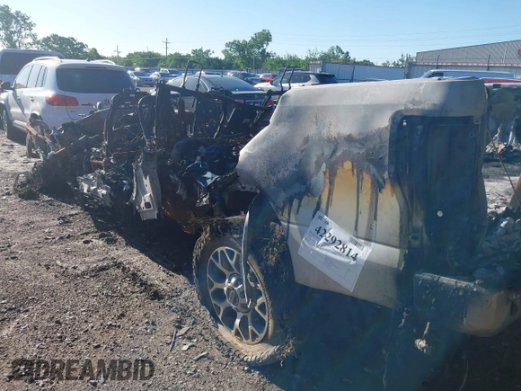 2019 Ford F-250 XL с VIN 1FT7W2BT3KED52074, выставлен на аукционе IAAI как лот 42292814 с пробегом Не указан миль и . История ставок и продаж доступна на DreamBid. Изображение 3.