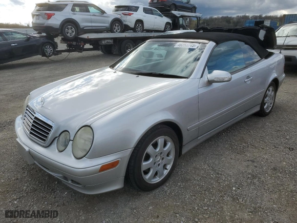 2001 Mercedes-Benz CLK-Class 3.2L with VIN WDBLK65G41T076173, listed as a Copart auction lot 46253745 with 175,868 mi miles and Clean Title. Bid and sale history available at carsss.com. Image 1.