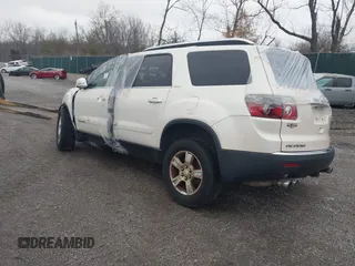 2007 GMC Acadia SLT with VIN 1GKEV23707J143230, listed as a IAAI auction lot 41582476 with 1 mi miles. Bid and sale history available at carsss.com. Image 3.
