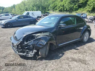 2013 Volkswagen Beetle 2.5L w/Sun z VIN 3VWJP7AT2DM671932, wystawiony jako Copart lot #63208605 z przebiegiem 80 933 mil mil oraz Szkoda całkowita • Salvage title. Historia ofert i sprzedaży dostępna na DreamBid. Obrazek 1.