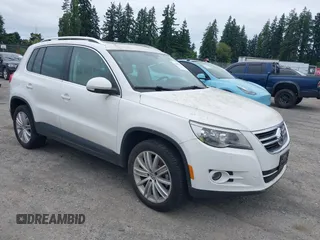 2010 Volkswagen Tiguan with VIN WVGBV9AX2AW513478, listed as a IAAI auction lot 42607466 with 63,780 mi miles and . Bid and sale history available at DreamBid. Image 1.