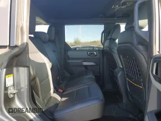 2023 Ford Bronco с VIN 1FMEE5DP6PLA81294, выставлен на аукционе Copart как лот 49076545 с пробегом 13 002 миль миль и На запчасти • Non repairable. История ставок и продаж доступна на DreamBid. Изображение 11.