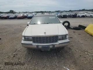 1994 Cadillac Fleetwood z VIN 1G6DW52P4RR727421, wystawiony jako Copart lot #61037024 z przebiegiem Nie podano mil oraz Szkoda całkowita • Salvage title. Historia ofert i sprzedaży dostępna na DreamBid. Obrazek 5.