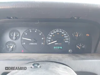 2003 Jeep Grand Cherokee Laredo with VIN 1J4GX48S53C504225, listed as a IAAI auction lot 41879669 with 247,246 mi miles. Bid and sale history available at carsss.com. Image 7.