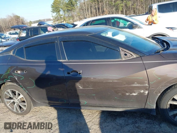 2016 Nissan Maxima Platinum with VIN 1N4AA6AP4GC434534, listed as a IAAI auction lot 41642540 with 143,413 mi miles and . Bid and sale history available at DreamBid. Image 14.