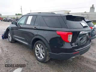 2022 Ford Explorer Limited z VIN 1FMSK7FH0NGA30831, wystawiony jako IAAI lot #42091349 z przebiegiem 43 933 mil mil oraz . Historia ofert i sprzedaży dostępna na DreamBid. Obrazek 3.