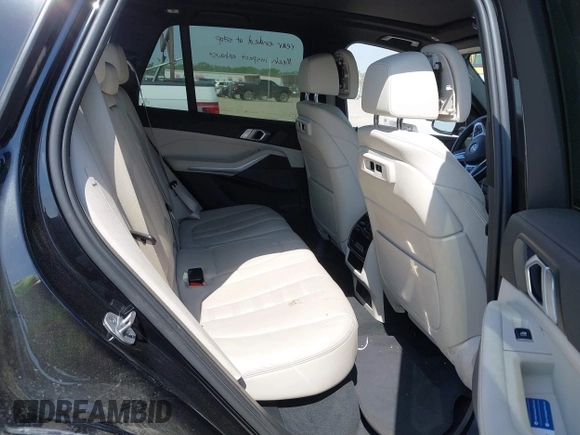 2021 BMW X5 xDrive40i with VIN 5UXCR6C01M9E66976, listed as a IAAI auction lot 42024110 with 67,877 mi miles and . Bid and sale history available at DreamBid. Image 8.