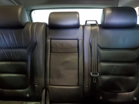 2014 Volkswagen Touareg Lux z VIN WVGEF9BP9ED014963, wystawiony jako Copart lot #50555345 z przebiegiem 153 907 mil mil oraz Szkoda całkowita • Salvage title. Historia ofert i sprzedaży dostępna na DreamBid. Obrazek 10.