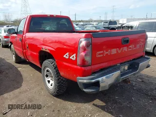 2004 Chevrolet Silverado 1500 Z71 with VIN 1GCEK14T54E199128, listed as a IAAI auction lot 41914366 with 310,437 mi miles. Bid and sale history available at carsss.com. Image 3.