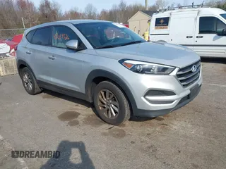 2018 Hyundai Tucson SE z VIN KM8J2CA44JU644303, wystawiony jako IAAI lot #42059326 z przebiegiem 67 873 mil mil oraz . Historia ofert i sprzedaży dostępna na DreamBid. Obrazek 1.