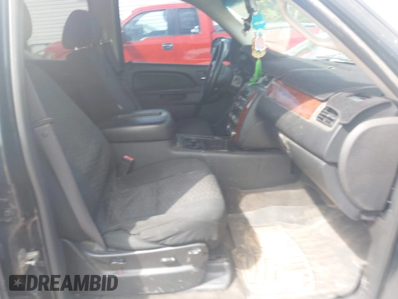 2012 Chevrolet Tahoe LS with VIN 1GNSKAE03CR161838, listed as a IAAI auction lot 42509184 with 179,911 mi miles and . Bid and sale history available at DreamBid. Image 5.