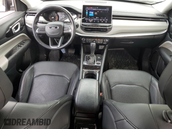 2022 Jeep Compass High Altitude z VIN 3C4NJDCBXNT107378, wystawiony jako Copart lot #56482955 z przebiegiem 23 811 mil mil oraz Szkoda całkowita • Salvage title. Historia ofert i sprzedaży dostępna na DreamBid. Obrazek 8.